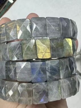 🩵🩶NEW🩵🩶 BEAUTIFUL!! Labradorite Faceted Square Stretch Bracelet